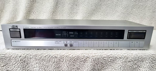 JVC T-X200 FM/AM Quartz Synthesizer Stereo Tuner